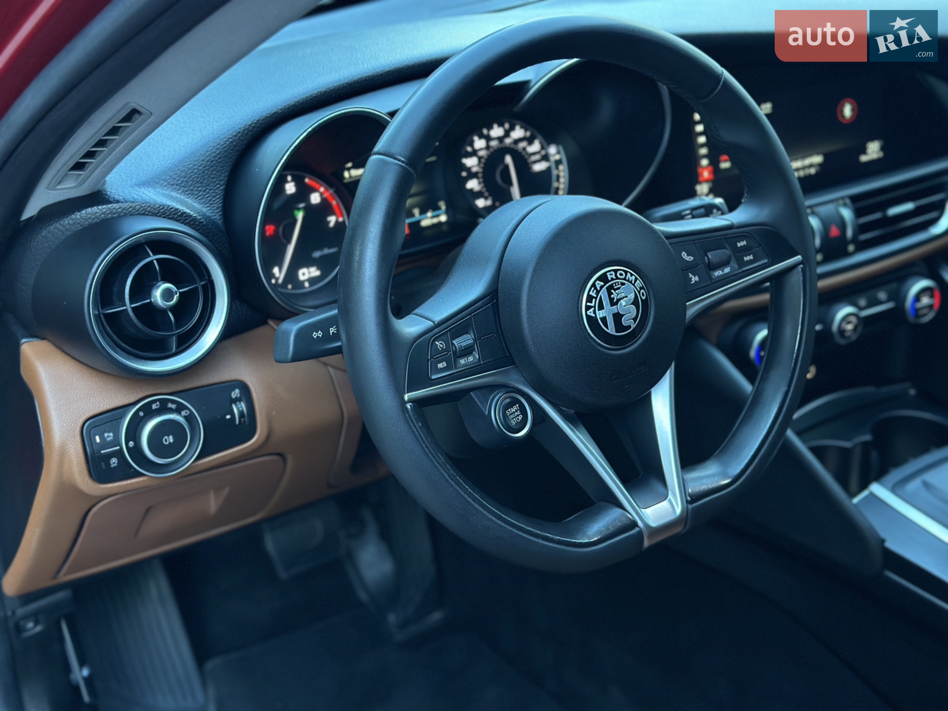 2017 Alfa Romeo Giulia - мініатюра 20