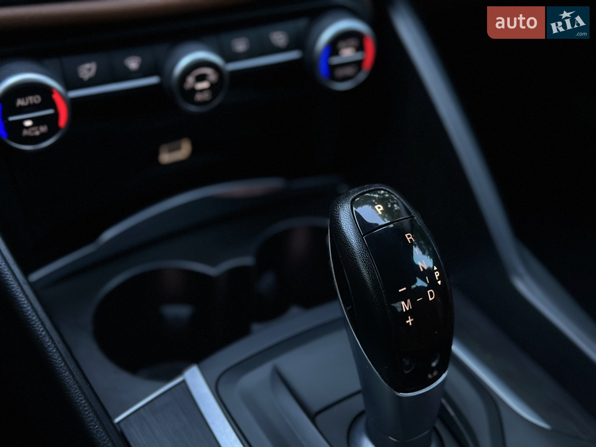2017 Alfa Romeo Giulia - мініатюра 48