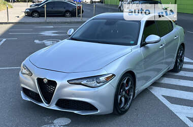 Седан Alfa Romeo Giulia 2017 в Києві