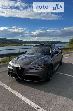 Седан Alfa Romeo Giulia 2019 в Львові