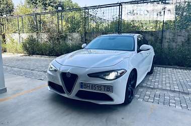 Седан Alfa Romeo Giulia 2017 в Одессе