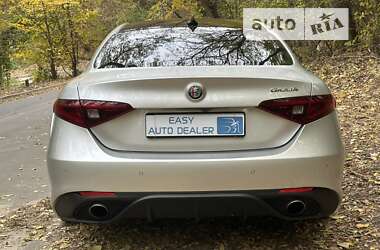 Седан Alfa Romeo Giulia 2017 в Киеве