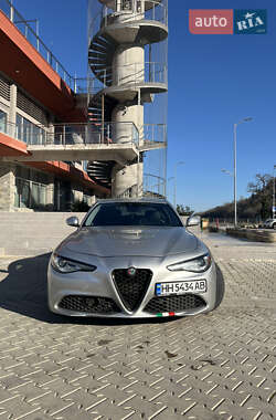 Седан Alfa Romeo Giulia 2017 в Одесі