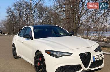 Седан Alfa Romeo Giulia 2020 в Киеве