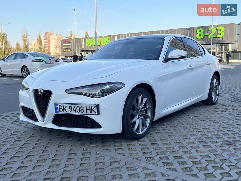 Alfa Romeo Giulia 2017