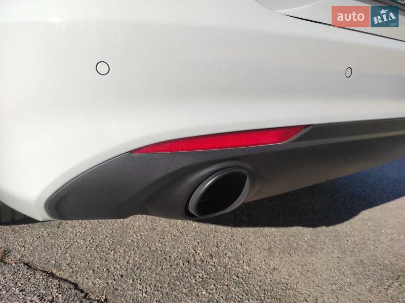 Седан Alfa Romeo Giulia 2022 в Кропивницком