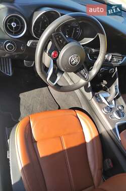 Седан Alfa Romeo Giulia 2022 в 