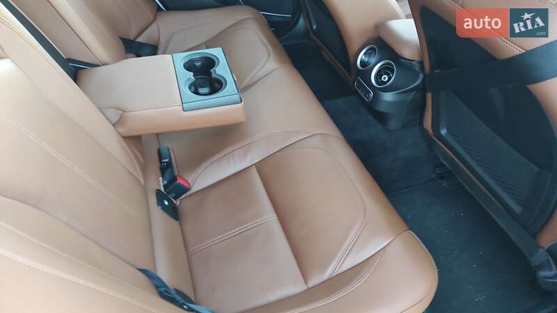 Седан Alfa Romeo Giulia 2022 в Кропивницком