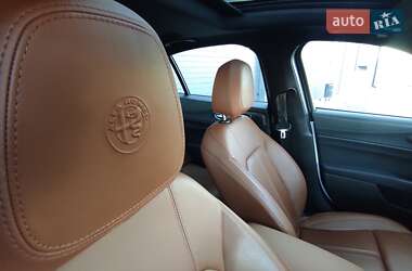 Седан Alfa Romeo Giulia 2022 в 