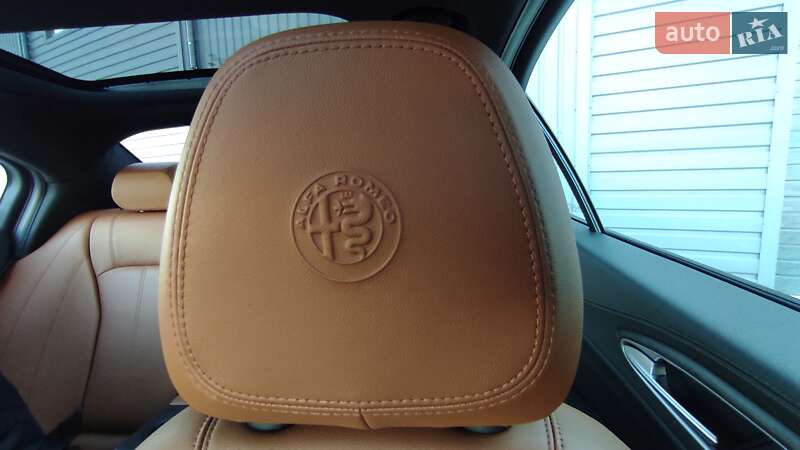 Седан Alfa Romeo Giulia 2022 в Кропивницком