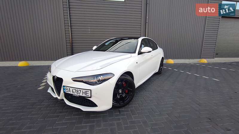 Седан Alfa Romeo Giulia 2022 в Кропивницком