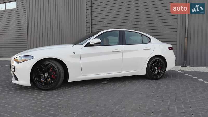 Седан Alfa Romeo Giulia 2022 в Кропивницком