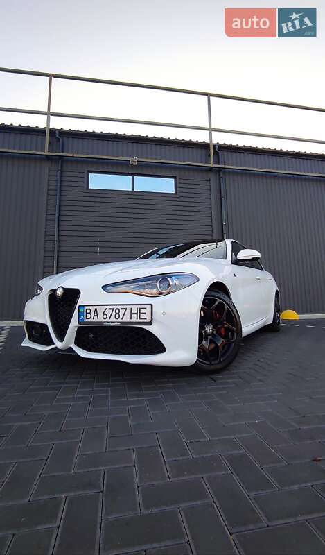 Седан Alfa Romeo Giulia 2022 в Кропивницком