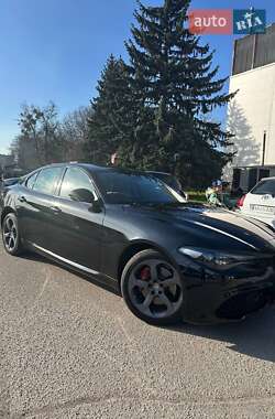 Седан Alfa Romeo Giulia 2018 в 