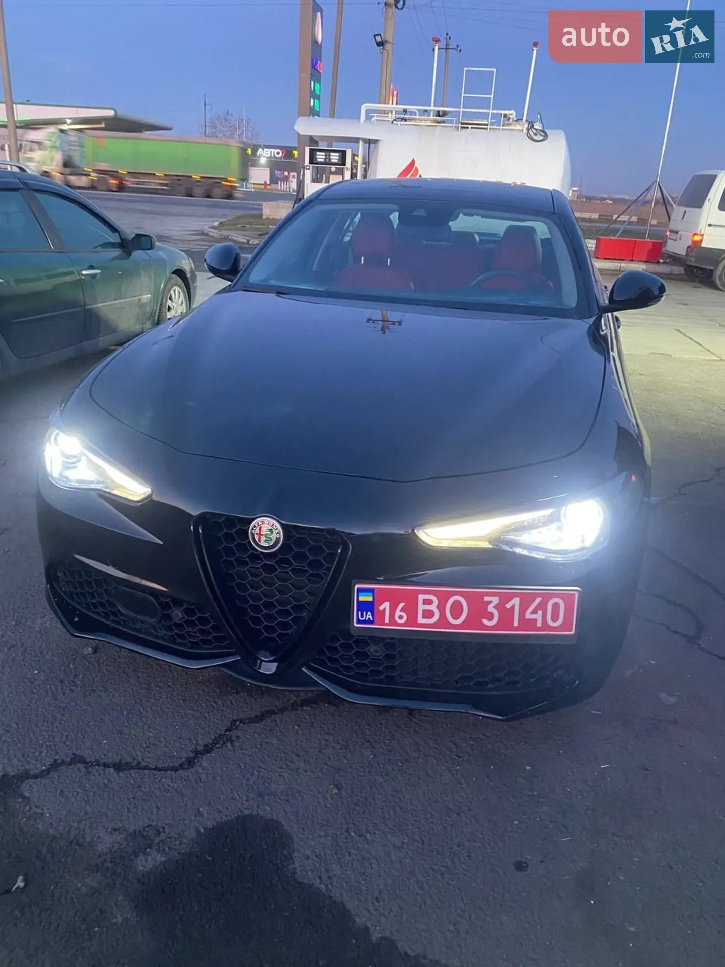 2018 Alfa Romeo Giulia - мініатюра 3