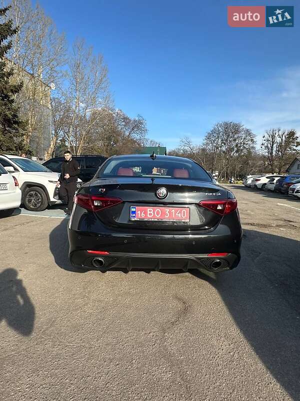 Седан Alfa Romeo Giulia 2018 в Києві