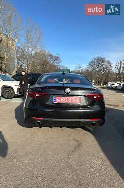 Седан Alfa Romeo Giulia 2018 в 