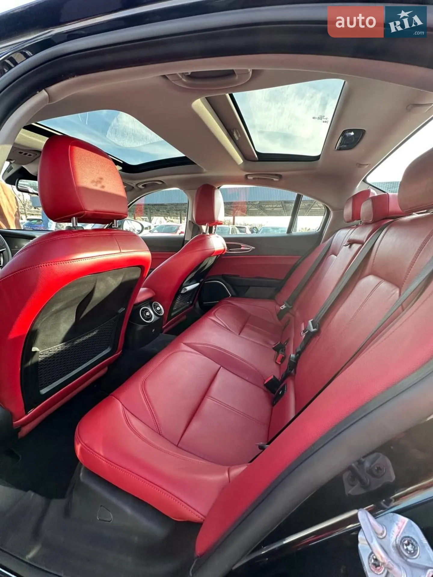 2018 Alfa Romeo Giulia - мініатюра 18