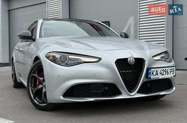 Седан Alfa Romeo Giulia 2018 в 