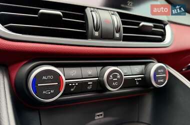 Седан Alfa Romeo Giulia 2018 в 