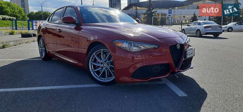 Седан Alfa Romeo Giulia 2021 в Києві