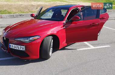 Седан Alfa Romeo Giulia 2021 в 
