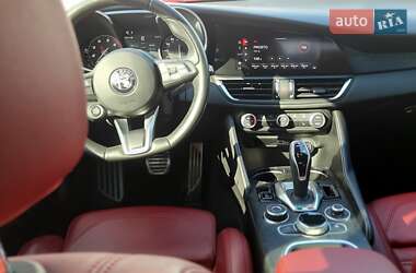 Седан Alfa Romeo Giulia 2021 в 