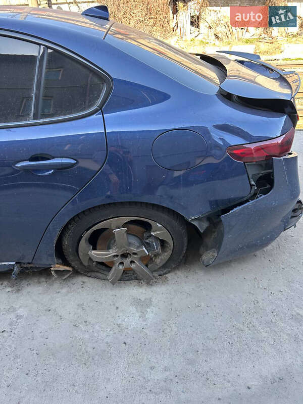 Седан Alfa Romeo Giulia 2017 в Киеве