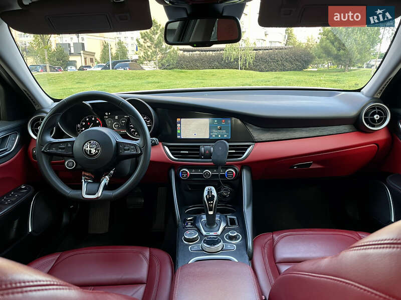 Седан Alfa Romeo Giulia 2020 в Києві