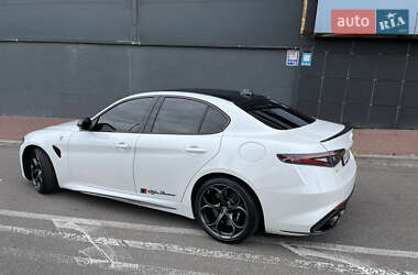 Седан Alfa Romeo Giulia 2017 в 