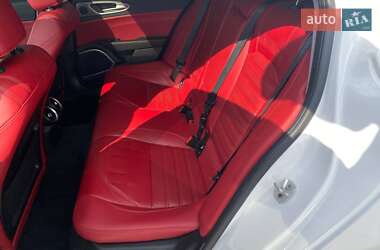 Седан Alfa Romeo Giulia 2018 в 