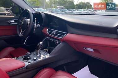 Седан Alfa Romeo Giulia 2018 в 