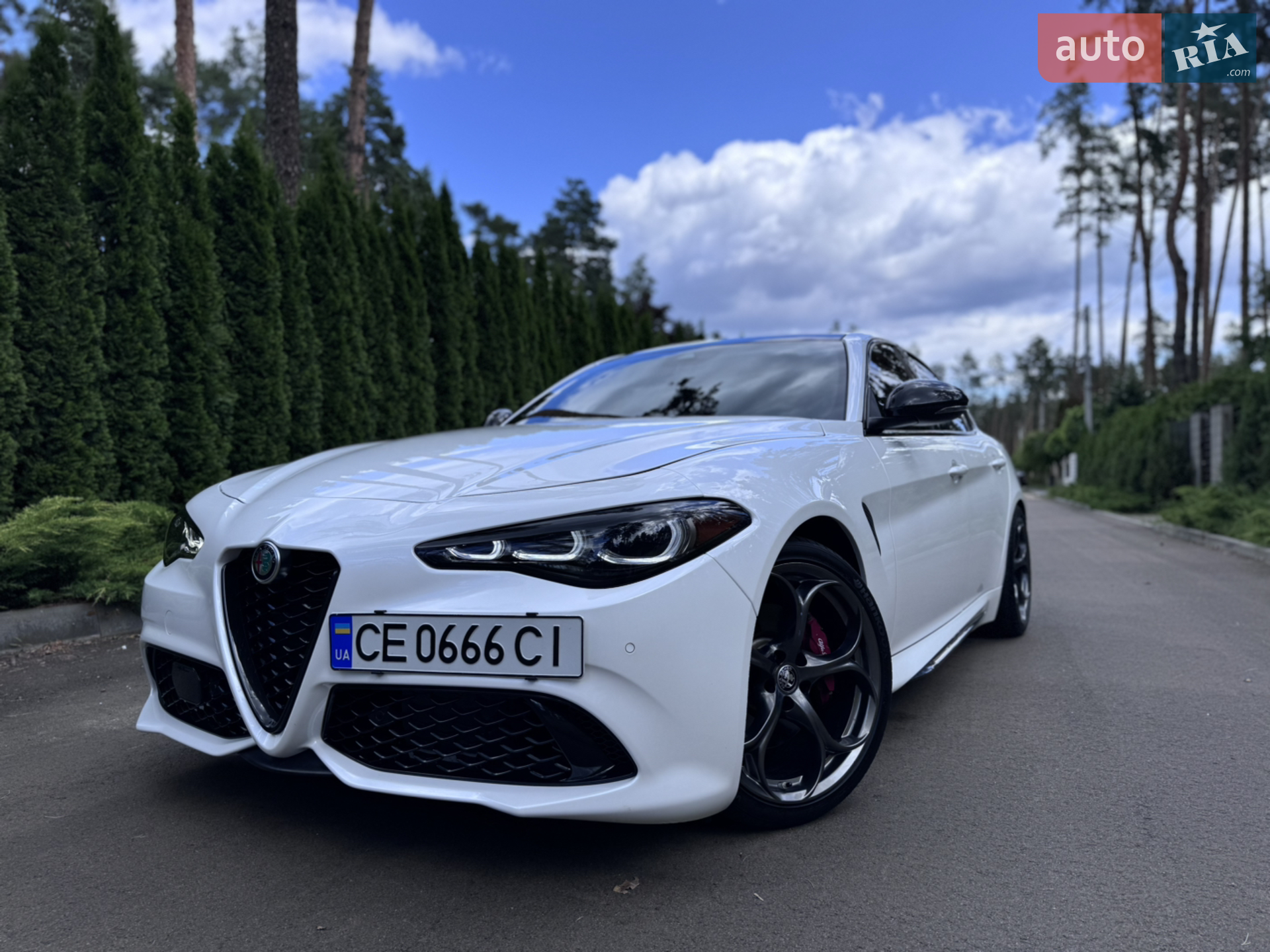 2020 Alfa Romeo Giulia - мініатюра 2