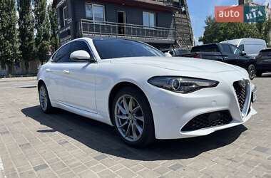 Седан Alfa Romeo Giulia 2017 в Києві