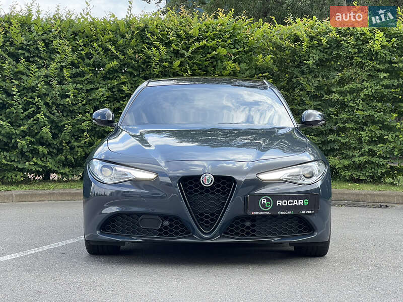Седан Alfa Romeo Giulia 2018 в Києві