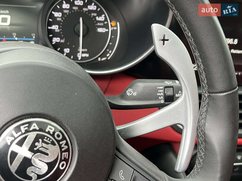 Седан Alfa Romeo Giulia 2018 в Києві