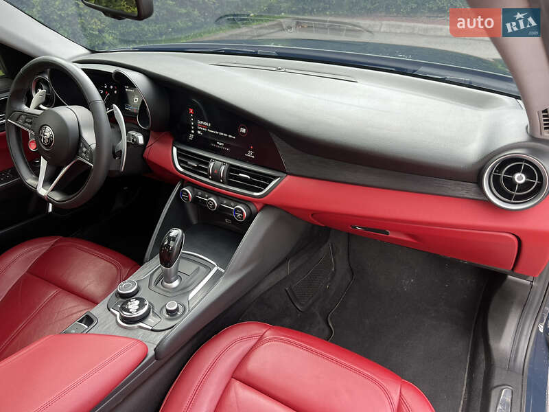 Седан Alfa Romeo Giulia 2018 в Києві
