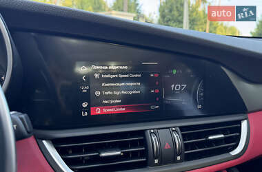 Седан Alfa Romeo Giulia 2020 в 