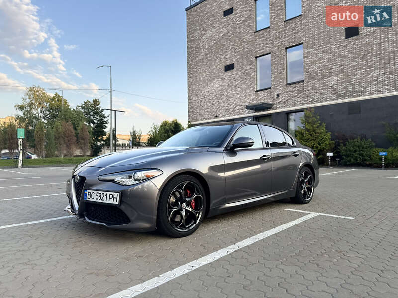 Седан Alfa Romeo Giulia 2017 в Киеве фото 2 Седан Alfa Romeo Giulia 2017 в Киеве