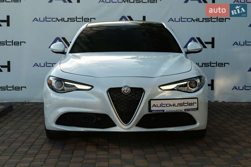 Седан Alfa Romeo Giulia 2018 в Києві