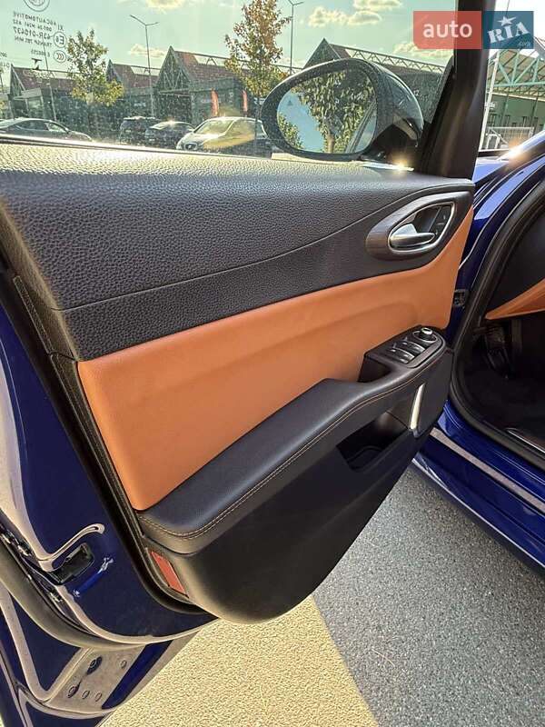 Седан Alfa Romeo Giulia 2021 в Киеве фото 13 Седан Alfa Romeo Giulia 2021 в Киеве