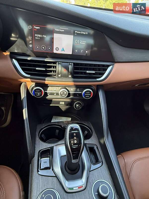 Седан Alfa Romeo Giulia 2021 в Киеве фото 19 Седан Alfa Romeo Giulia 2021 в Киеве