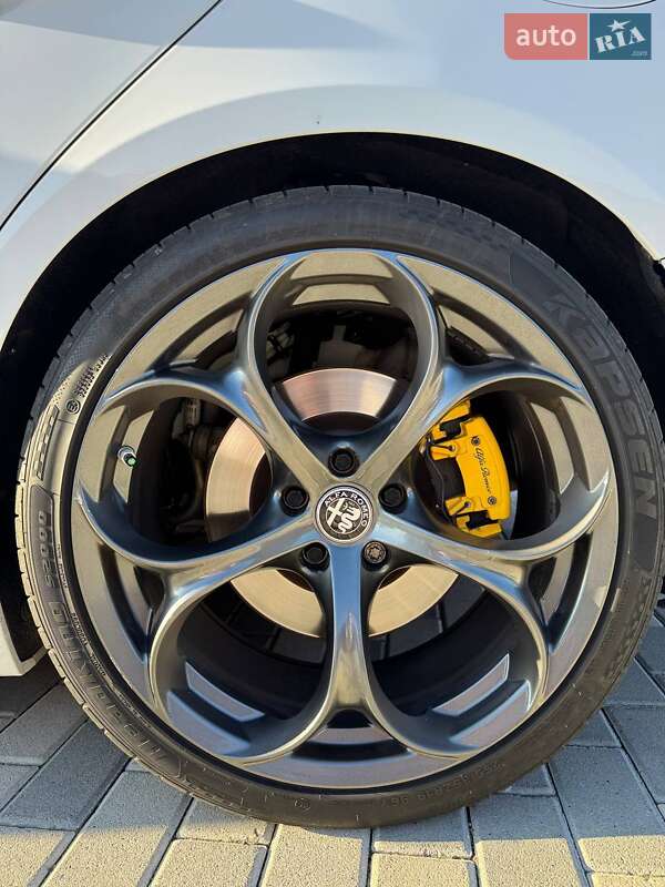 Седан Alfa Romeo Giulia 2017 в Львові фото 23 Седан Alfa Romeo Giulia 2017 в Львові