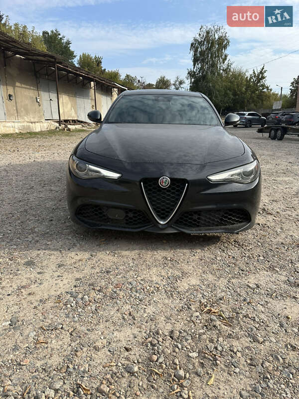 Седан Alfa Romeo Giulia 2022 в Харькове фото 3 Седан Alfa Romeo Giulia 2022 в Харькове