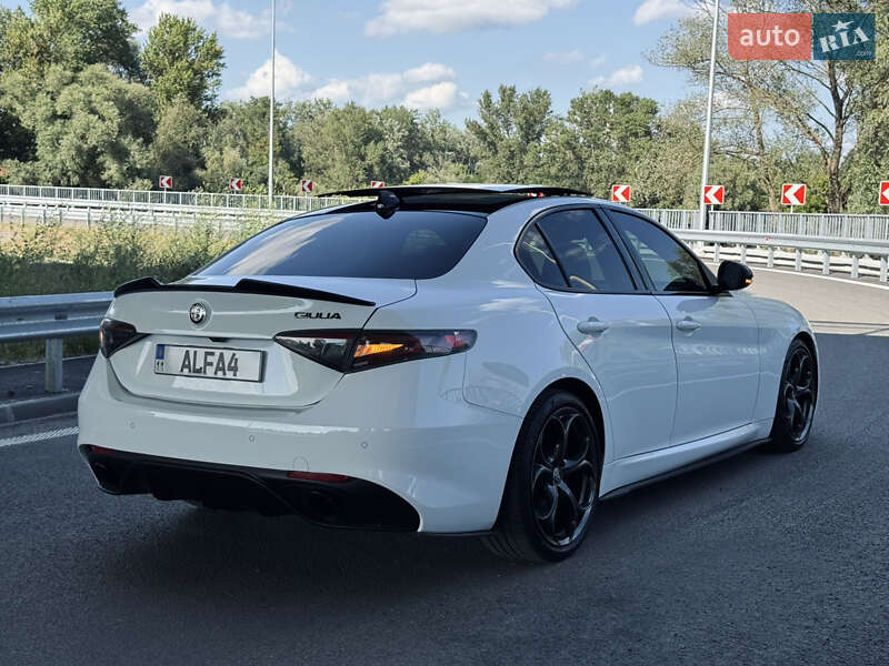 Седан Alfa Romeo Giulia 2019 в Чернигове