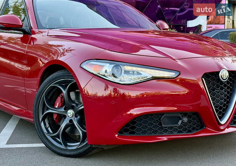Седан Alfa Romeo Giulia 2019 в Киеве
