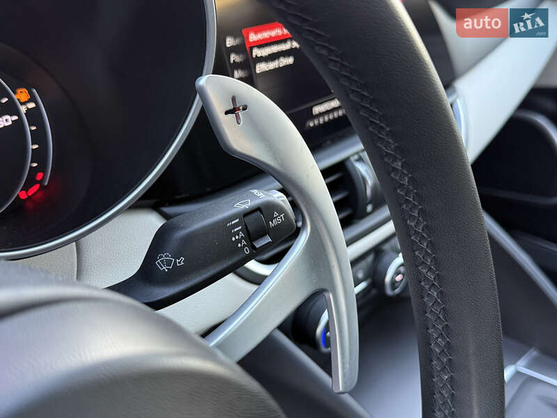 Седан Alfa Romeo Giulia 2019 в Киеве