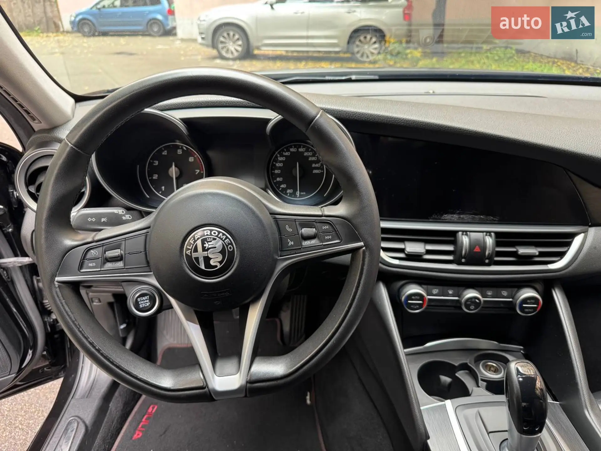 2016 Alfa Romeo Giulia - мініатюра 10