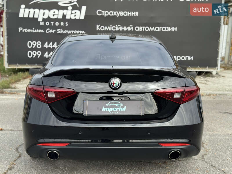 Седан Alfa Romeo Giulia 2017 в Харькове фото 5 Седан Alfa Romeo Giulia 2017 в Харькове
