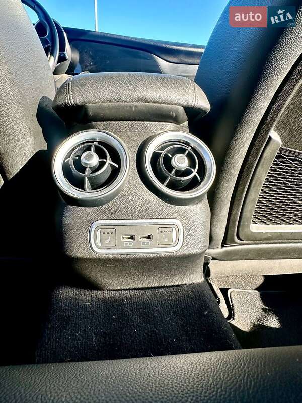 Седан Alfa Romeo Giulia 2018 в Львове фото 17 Седан Alfa Romeo Giulia 2018 в Львове